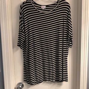 NWOT LULAROE IRMA